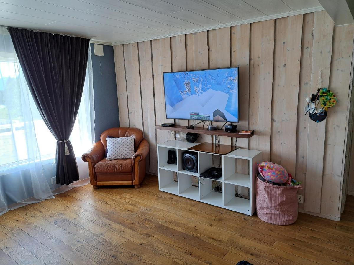 Villa Nordmoveien 204 , à Narvik Extérieur photo